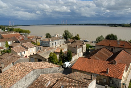 Bourg-sur-Gironde, vue gnrale